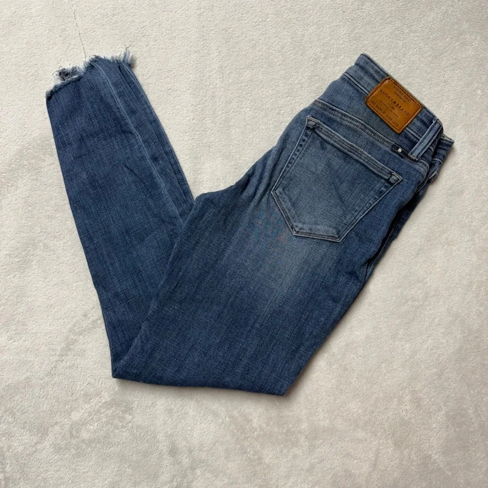 Lucky Brand Skinny Jeans Medium Wash Raw Frayed Step Hem Blue Womens Size 0/25